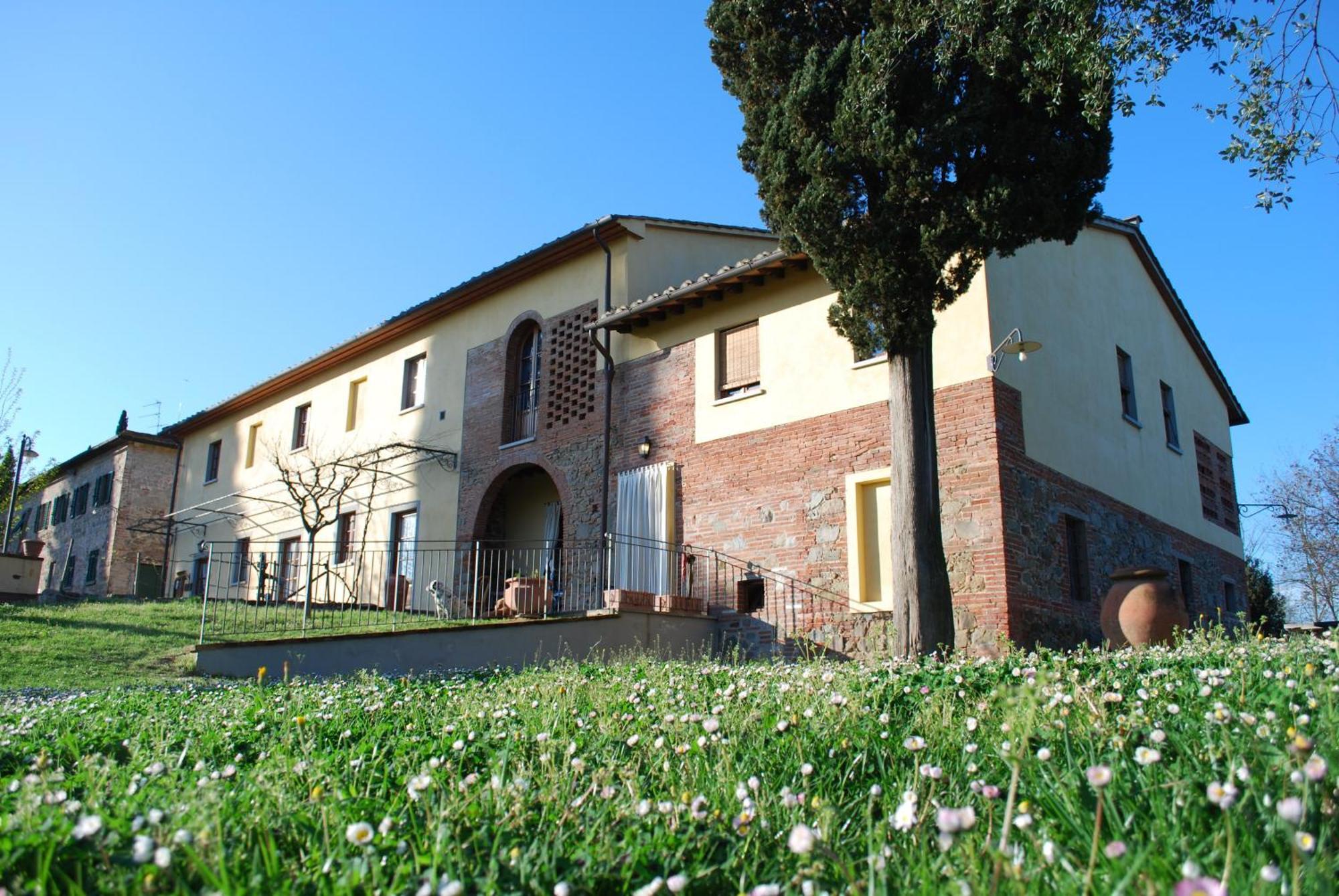 Agriturismo Fattoria Rozzalupi Cerreto Guidi Kültér fotó