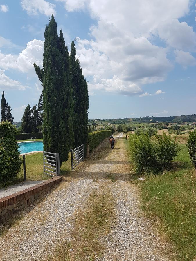 Agriturismo Fattoria Rozzalupi Cerreto Guidi Kültér fotó